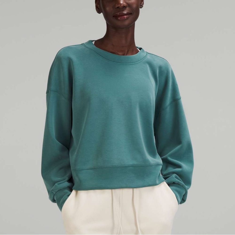Lululemon Perfectly Oversized Cropped Crew *Softstreme Green Jasper